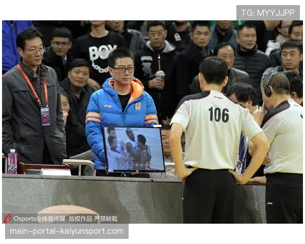 职业裁判公司计划在下赛季前，就定位球攻防中的犯规界定发布更清晰指引